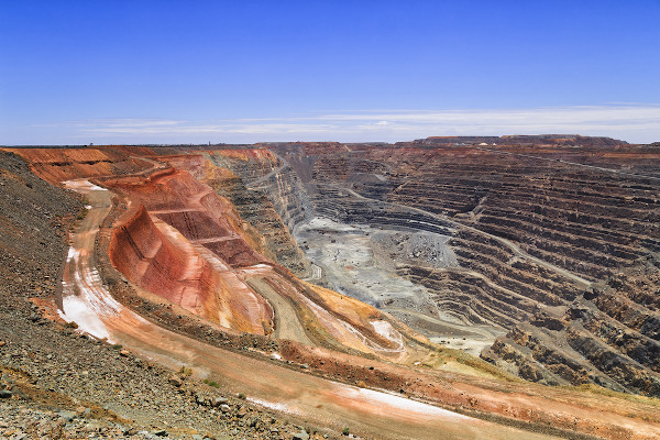 Maior mina de ouro australiana, em Kalgoorlie, no oeste do país